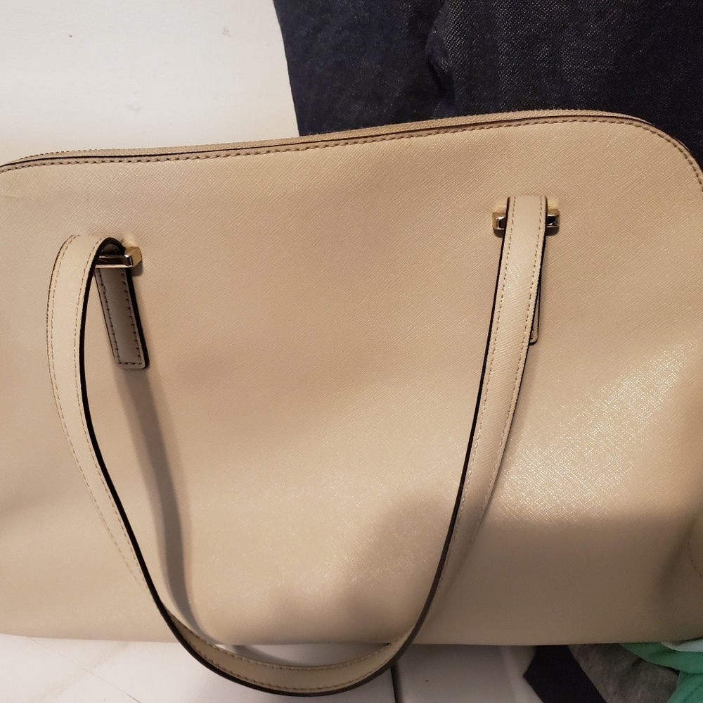 Kate Spade - Picture 2 of 4